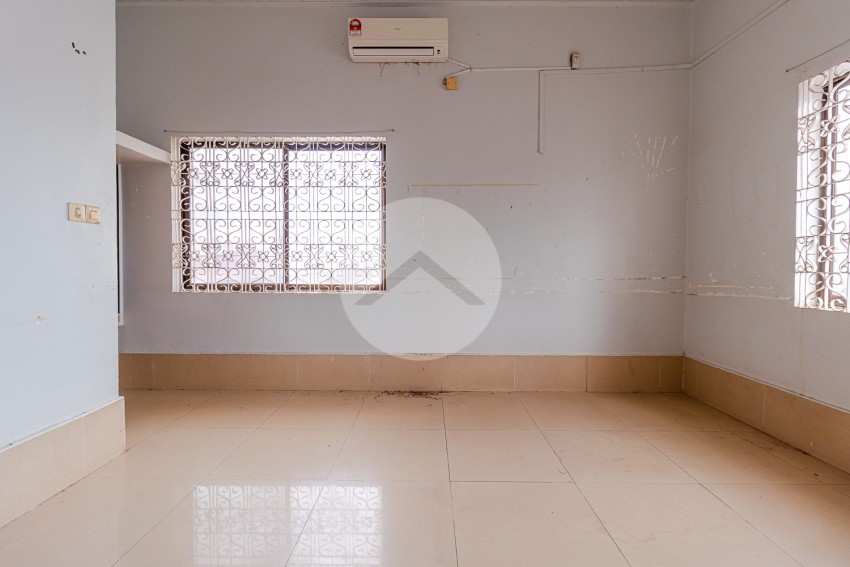 13 Bedroom Guesthouse And Shop For Rent - National Road 6, Svay Dangkum, Siem Reap