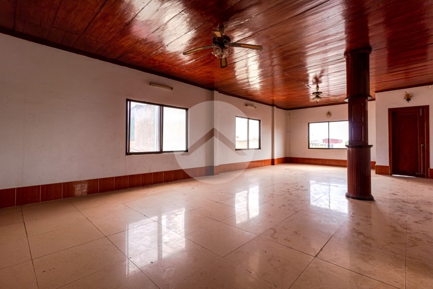 13 Bedroom Guesthouse And Shop For Rent - National Road 6, Svay Dangkum, Siem Reap