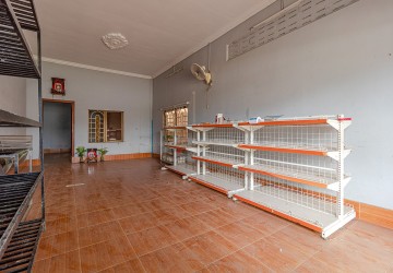 13 Bedroom Guesthouse And Shop For Rent - National Road 6, Svay Dangkum, Siem Reap thumbnail