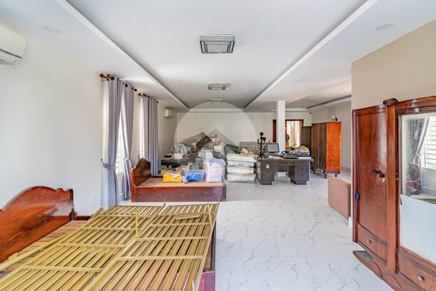 6 Bedroom Villa For Rent - Boeung Kak 1, Phnom Penh