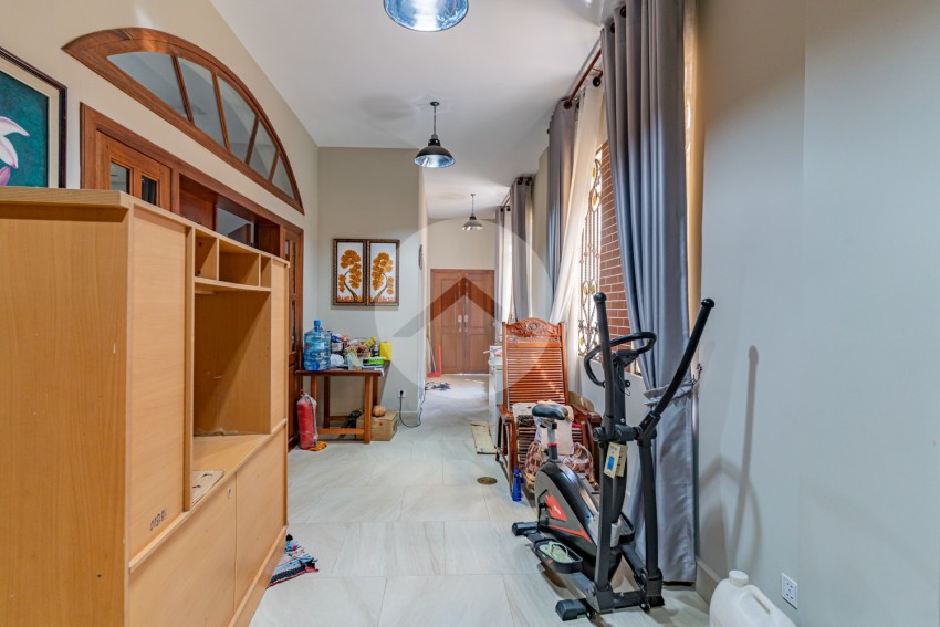 6 Bedroom Villa For Rent - Boeung Kak 1, Phnom Penh