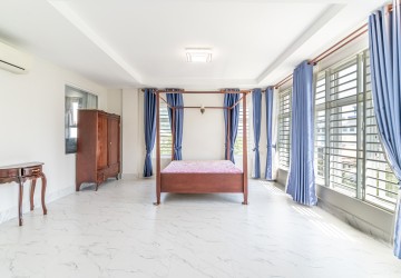 6 Bedroom Villa For Rent - Boeung Kak 1, Phnom Penh thumbnail