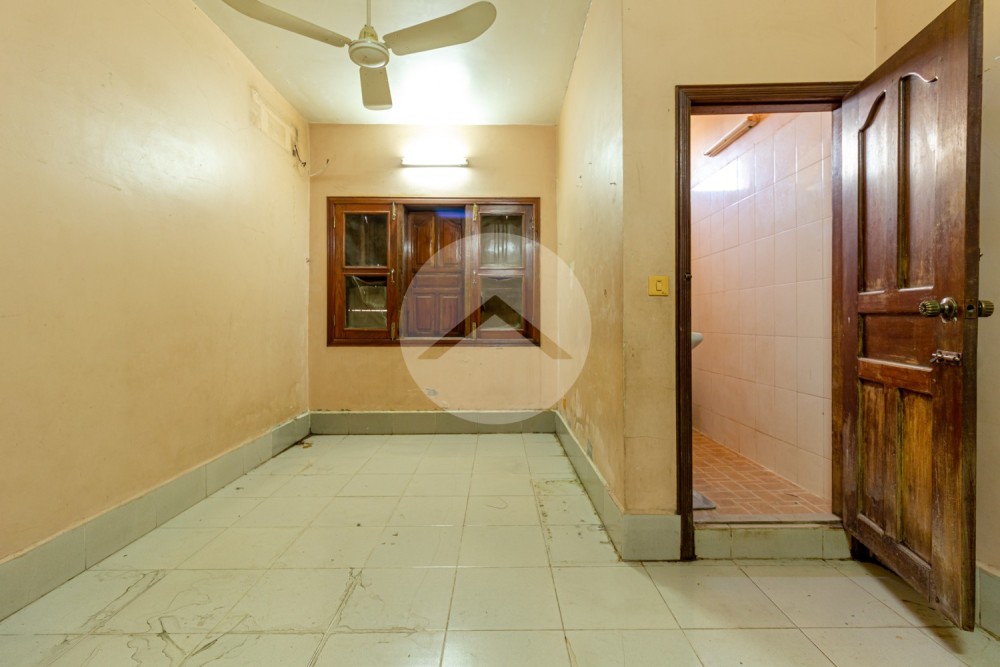 2 Bedroom Shophouse For Rent - Wat Bo, Siem Reap - Image 13