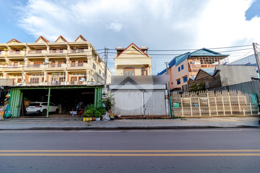 2 Bedroom Shophouse For Rent - Wat Bo, Siem Reap