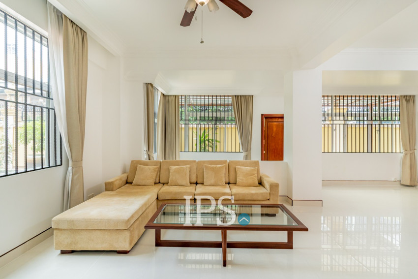 3 Bedroom Serviced Apartment For Rent - BKK1, Phnom Penh