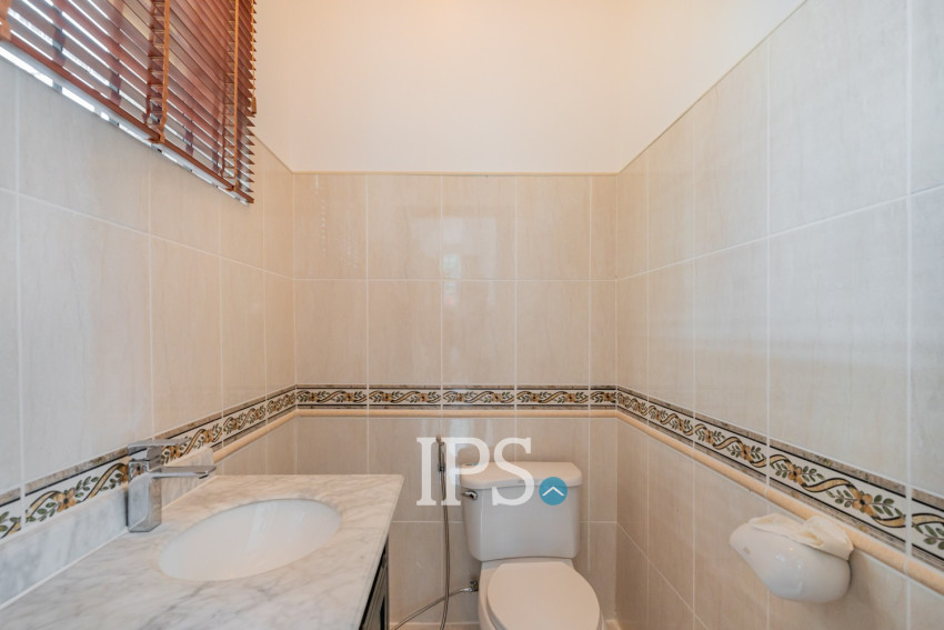 3 Bedroom Serviced Apartment For Rent - BKK1, Phnom Penh