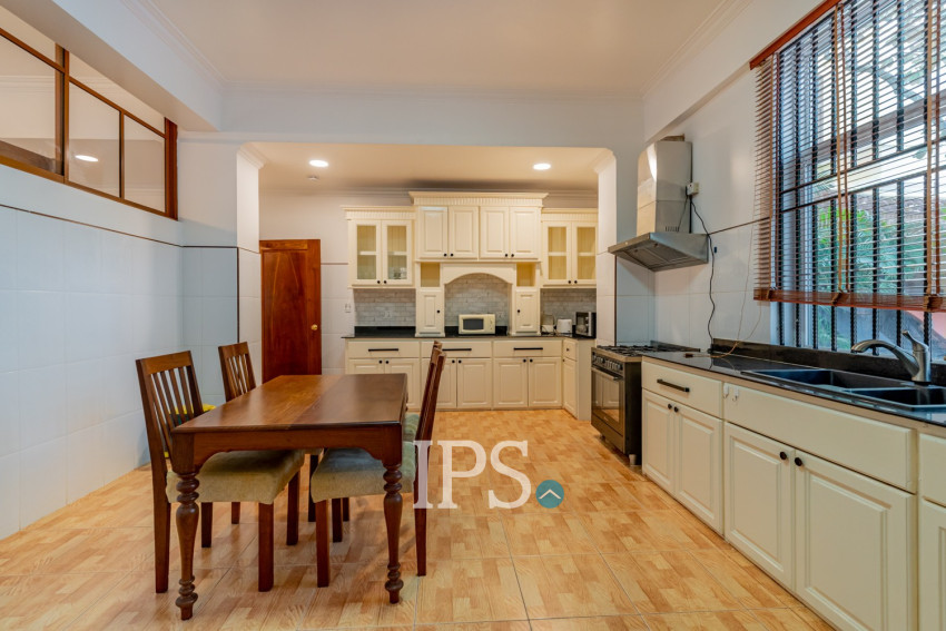 3 Bedroom Serviced Apartment For Rent - BKK1, Phnom Penh