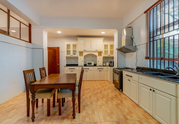 3 Bedroom Serviced Apartment For Rent - BKK1, Phnom Penh thumbnail