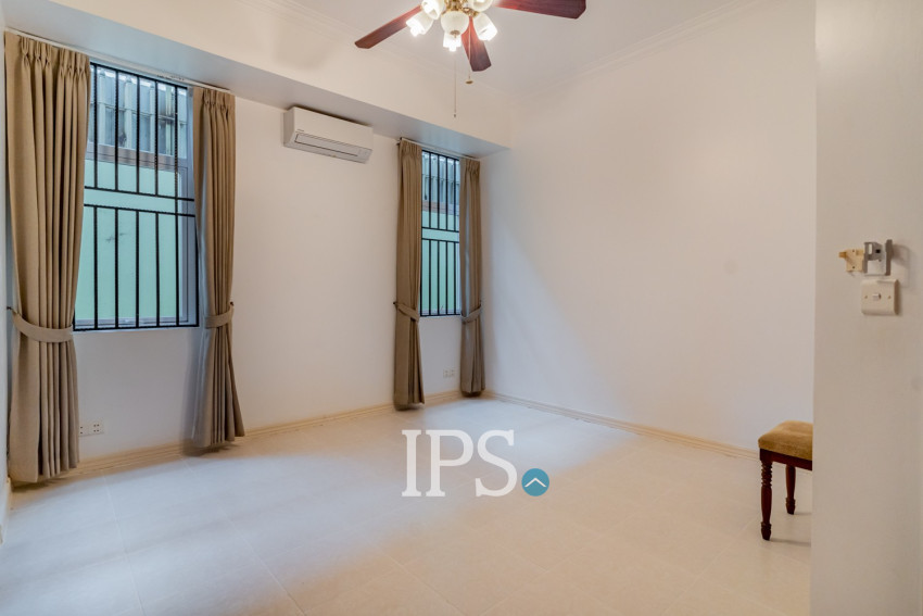 3 Bedroom Serviced Apartment For Rent - BKK1, Phnom Penh