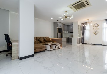 1 Bedroom Apartment For Rent - Svay Dangkum, Siem Reap thumbnail