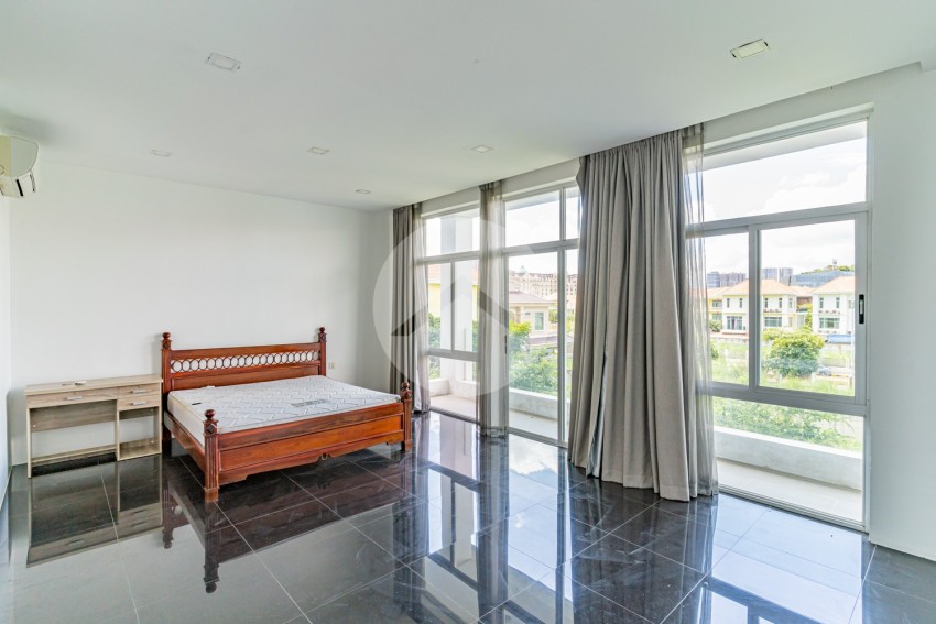 7 Bedroom Villa For Rent - Elite Town, Koh Pich, Phnom Penh