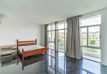 7 Bedroom Villa For Rent - Elite Town, Koh Pich, Phnom Penh thumbnail