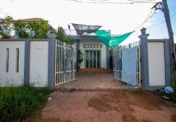 3 Bedroom House For Sale - Svay Dangkum, Siem Reap thumbnail