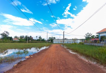 3 Bedroom House For Sale - Svay Dangkum, Siem Reap thumbnail