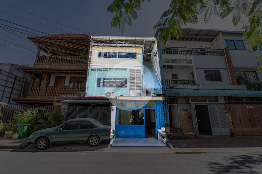 141 Sqm Retail Space For Rent - BKK1, Phnom Penh