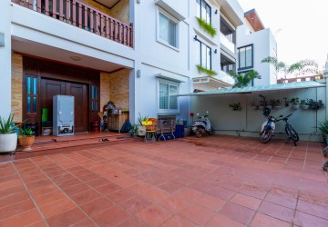 1 Bedroom Apartment For Rent - Sala Kamreuk, Siem Reap thumbnail