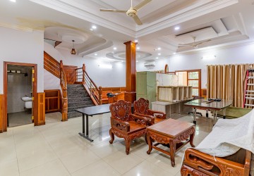 14 Bedroom Commercial Villa For Rent - Boeung Kak 1, Toul Kork, Phnom Penh thumbnail