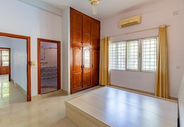 14 Bedroom Commercial Villa For Rent - Boeung Kak 1, Toul Kork, Phnom Penh thumbnail