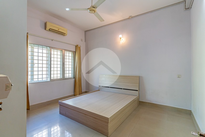 14 Bedroom Commercial Villa For Rent - Boeung Kak 1, Toul Kork, Phnom Penh