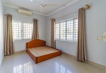 14 Bedroom Commercial Villa For Rent - Boeung Kak 1, Toul Kork, Phnom Penh thumbnail