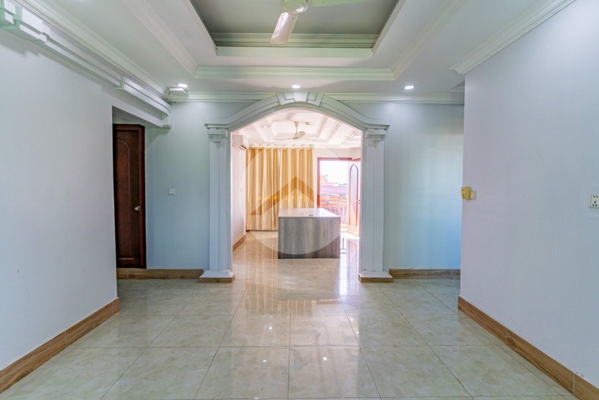 14 Bedroom Commercial Villa For Rent - Boeung Kak 1, Toul Kork, Phnom Penh