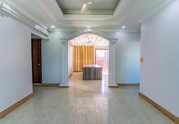 14 Bedroom Commercial Villa For Rent - Boeung Kak 1, Toul Kork, Phnom Penh thumbnail