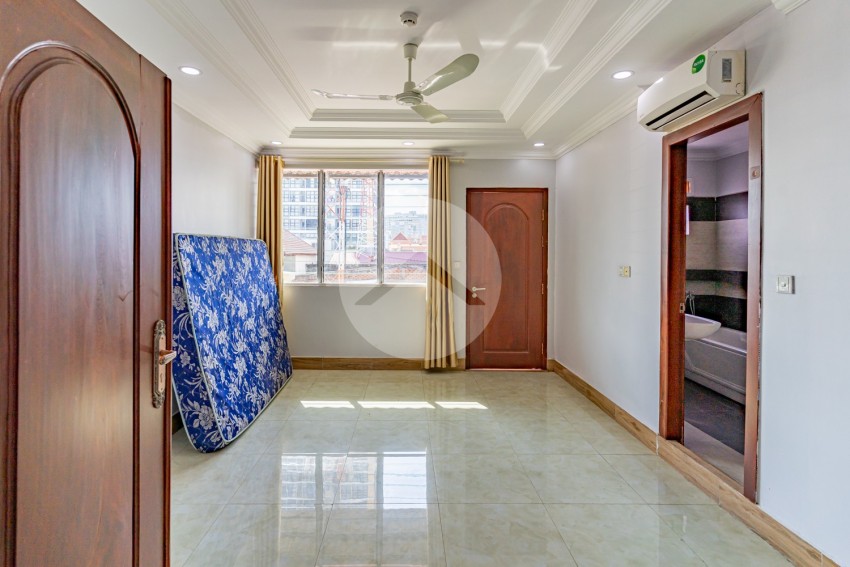 14 Bedroom Commercial Villa For Rent - Boeung Kak 1, Toul Kork, Phnom Penh