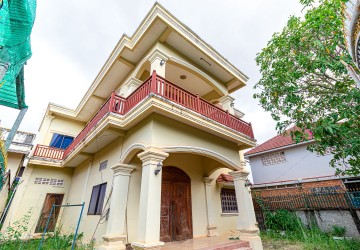 5 Bedroom House For Rent - Svay Dangkum, Siem Reap thumbnail