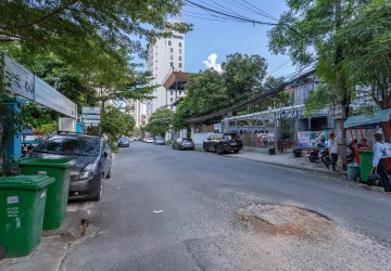 71 Sqm Retail Space For Rent - BKK1, Phnom Penh thumbnail