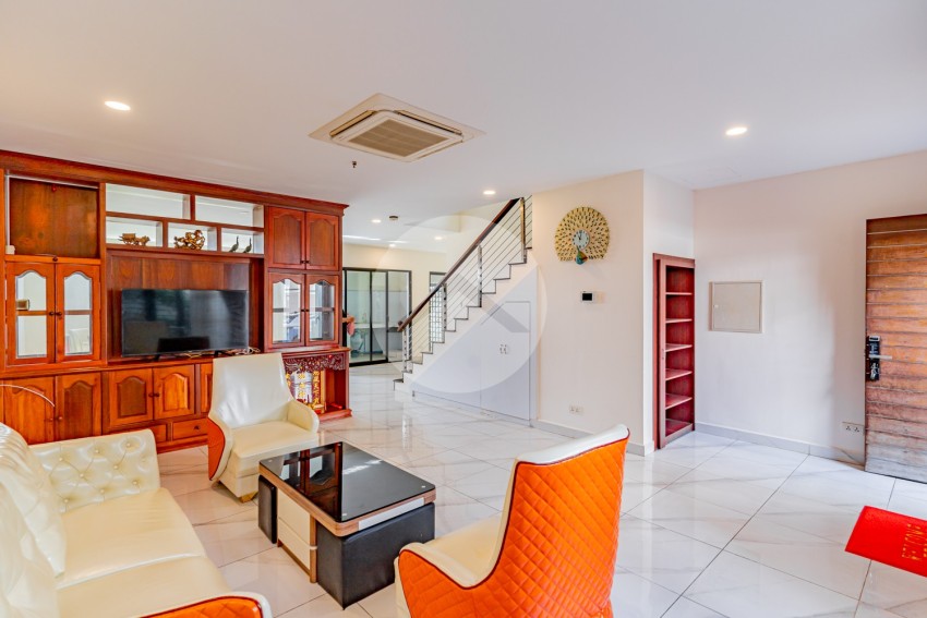 4 Bedroom Villa For Rent - Sras Chork-Phnom Penh