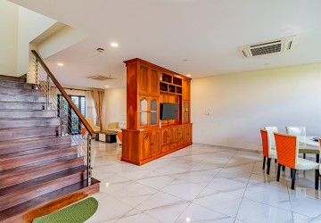 4 Bedroom Villa For Rent - Sras Chork-Phnom Penh thumbnail