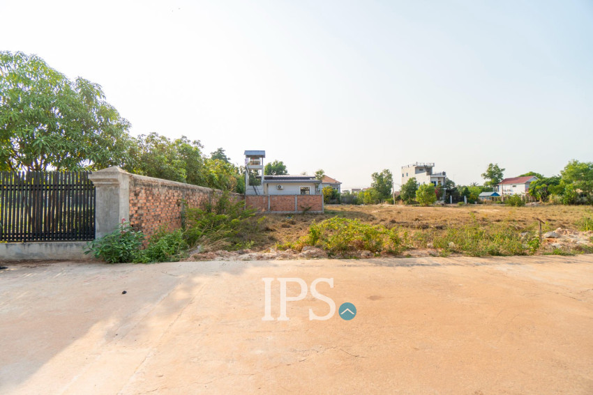 250 Sqm Land For Sale - Svay Dangkum, Siem Reap