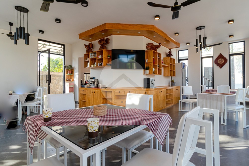8 Bedroom  Compound Villa For Rent - Svay Dangkum, Siem Reap - Image 11