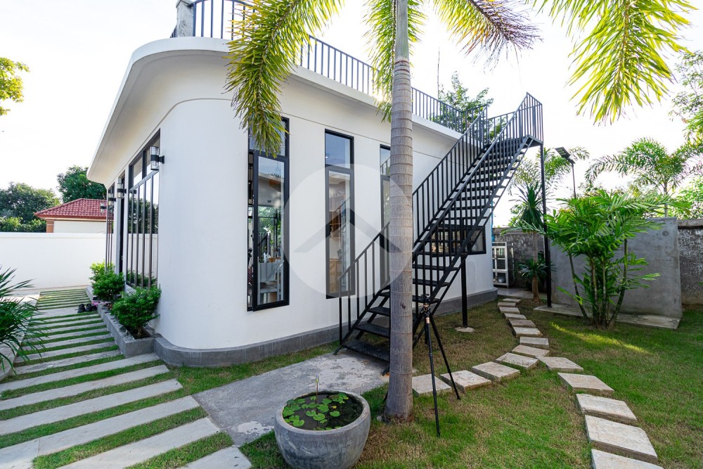 8 Bedroom  Compound Villa For Rent - Svay Dangkum, Siem Reap - Image 10
