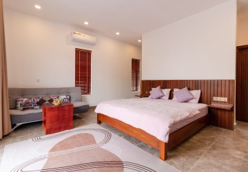 8 Bedroom  Compound Villa For Rent - Svay Dangkum, Siem Reap thumbnail