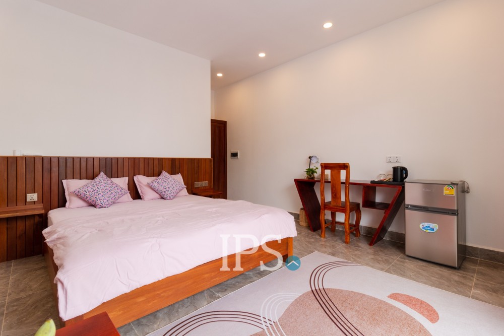 8 Bedroom  Compound Villa For Rent - Svay Dangkum, Siem Reap - Image 4