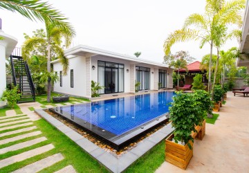 8 Bedroom  Compound Villa For Rent - Svay Dangkum, Siem Reap thumbnail