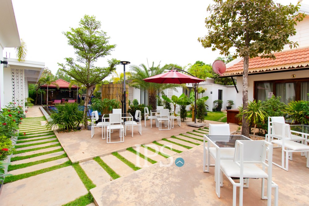 8 Bedroom  Compound Villa For Rent - Svay Dangkum, Siem Reap - Image 19