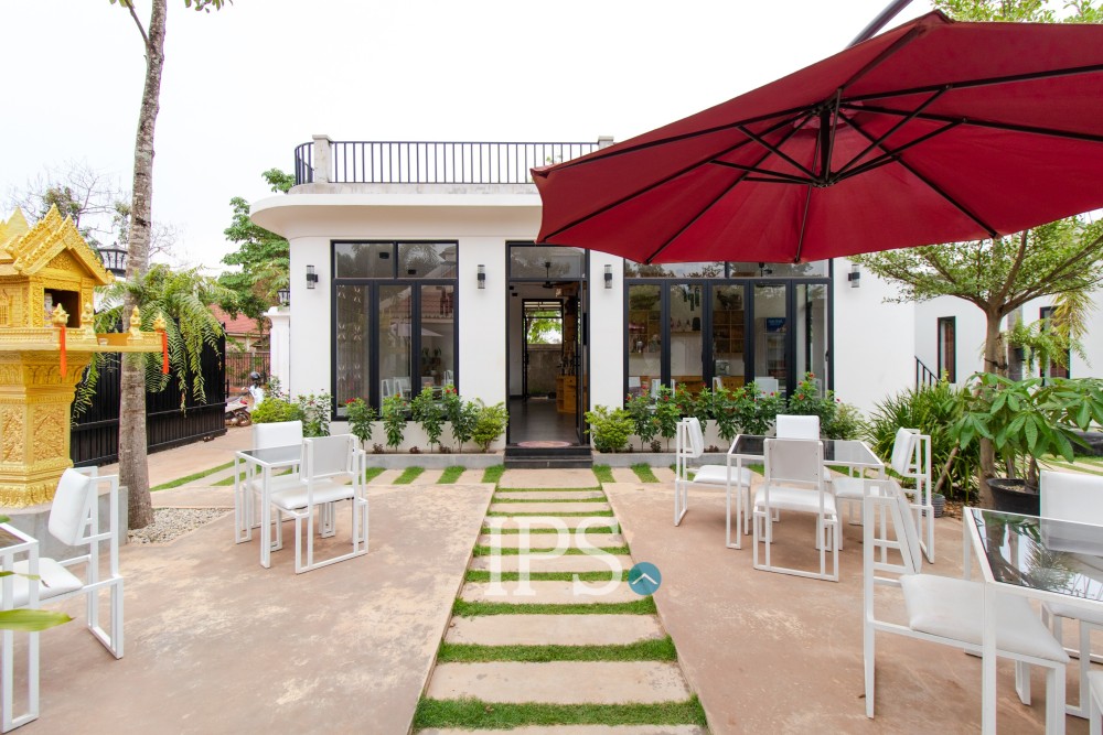 8 Bedroom  Compound Villa For Rent - Svay Dangkum, Siem Reap - Image 18