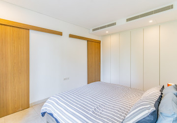 1 Bedroom Condo  For Rent - Embassy Residences, Tonle Bassac, Phnom Penh thumbnail