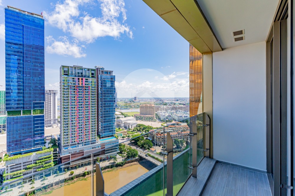 3 Bedroom Condo For Rent - The Peak, Tonle Bassac, Phnom Penh - Image 17