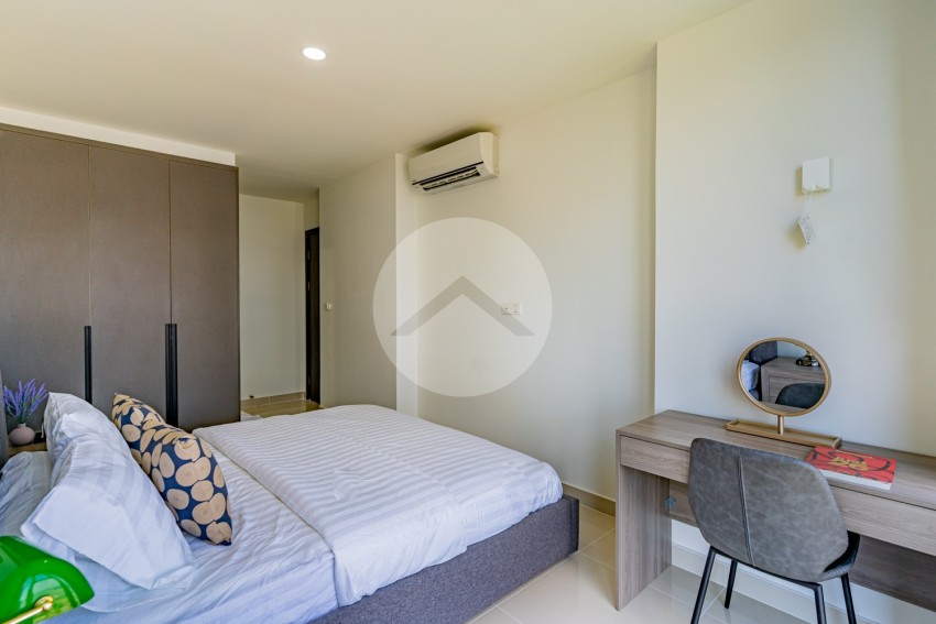 3 Bedroom Condo For Rent - The Peak, Tonle Bassac, Phnom Penh