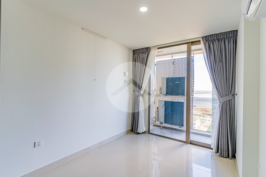 3 Bedroom Condo For Rent - The Peak, Tonle Bassac, Phnom Penh