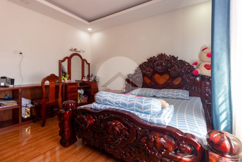 10 Bedroom Commercial Villa For Rent - Svay Dangkum, Siem Reap