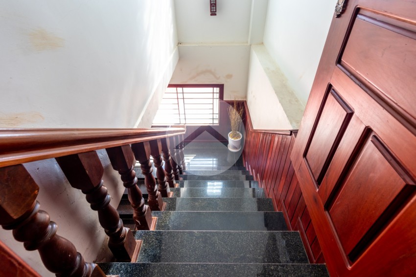 10 Bedroom Commercial Villa For Rent - Svay Dangkum, Siem Reap