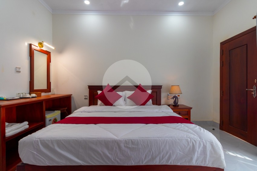 10 Bedroom Commercial Villa For Rent - Svay Dangkum, Siem Reap