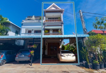 10 Bedroom Commercial Villa For Rent - Svay Dangkum, Siem Reap thumbnail