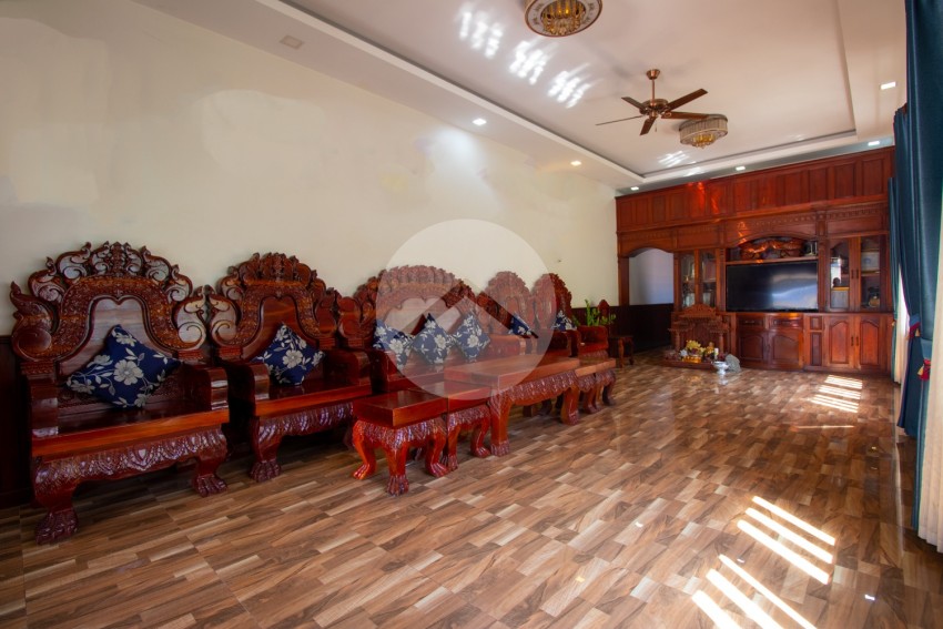 10 Bedroom Commercial Villa For Rent - Svay Dangkum, Siem Reap