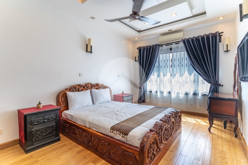 4 Bedroom Twin Villa For Rent - Bassac Garden, Tonle Bassac, Phnom Penh
