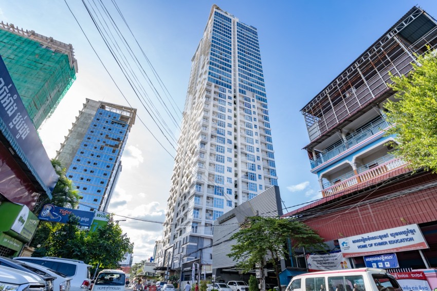 15th Floor Studio For Sale - Golden 1, BKK3, Phnom Penh